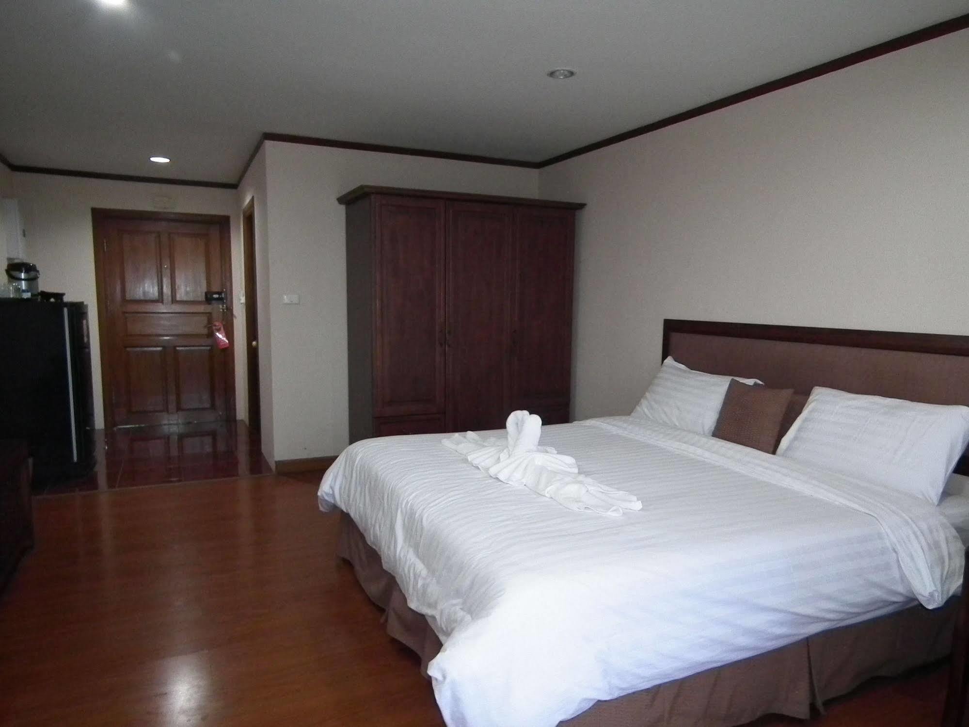Apartmán Abricole At Pattaya Hill Exteriér fotografie
